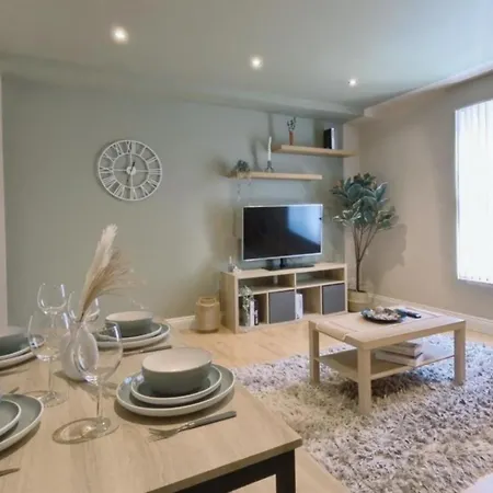 Birmingham City Stay Apartments * Birmingham